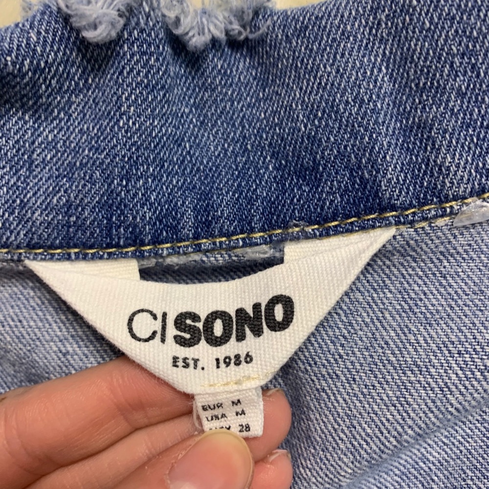 CISONO Ripped Jean Jacket - Picture 4 of 4